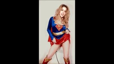 Supergirl Melissa Benoist Being Naked and Silly - Deepfades